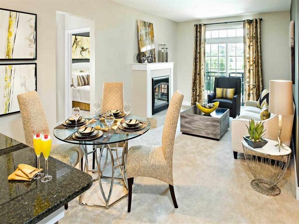 Dining Area at Hidden Creek, Gaithersburg, Maryland