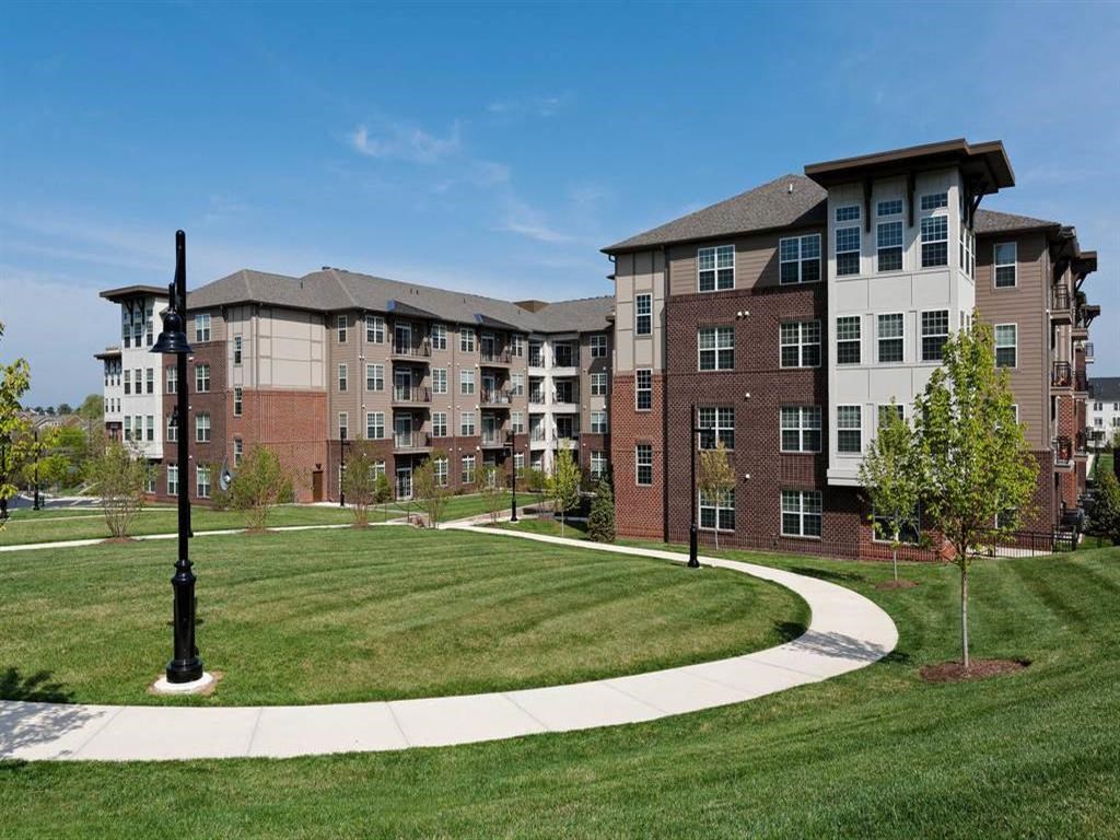 Green Space Walking Trail at Hidden Creek, Gaithersburg, MD