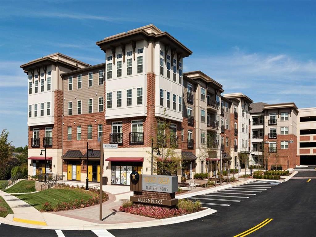 Apartment Exterior at Hidden Creek, Maryland, 20877