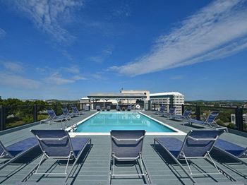 Swimming pool at 500 Fifth Apartments, Nashville