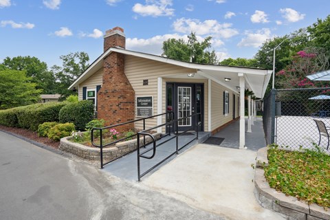 Leasing Office at The Highlands Apartments, Charlotte, NC, 28217