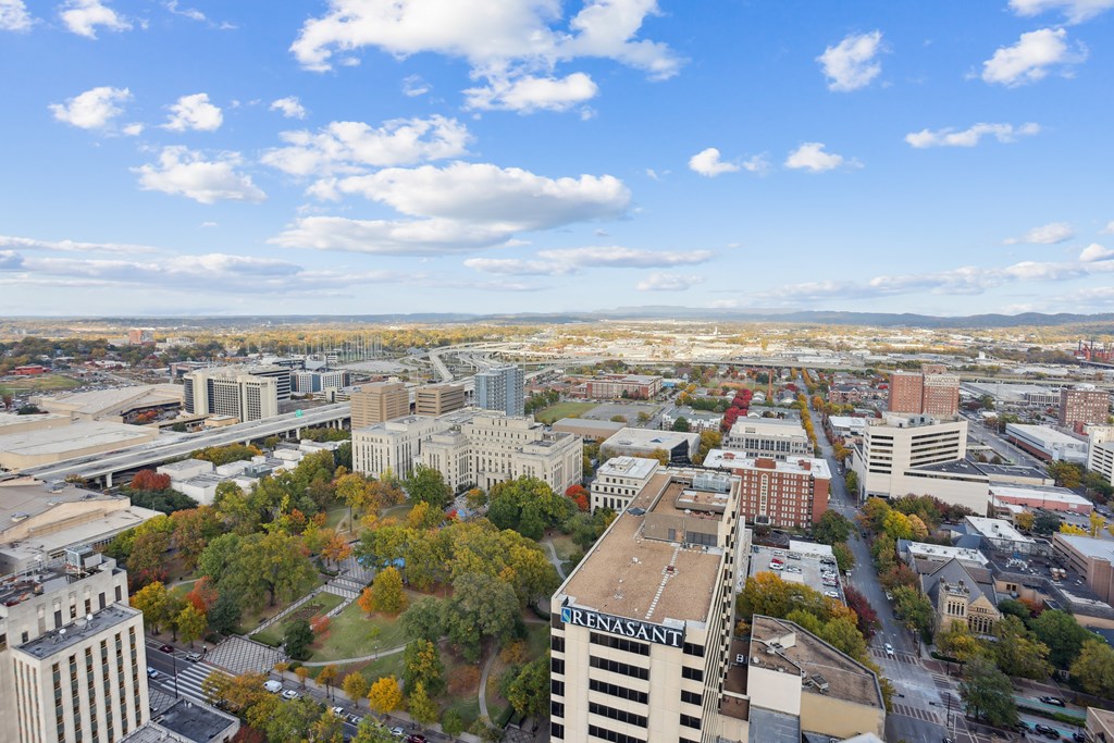 A cityscape with the Kenan-Flagler building in the foreground.