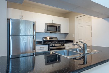 Manassas Yards Kitchen 3 - Photo Gallery 6