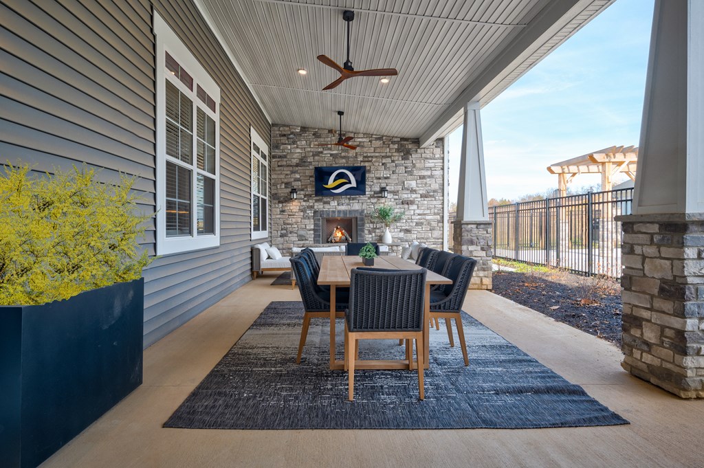 Overlook at Riverside Outdoor Dining Table