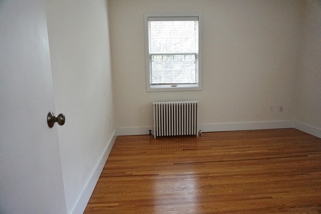 Arlington Courthouse Bedroom