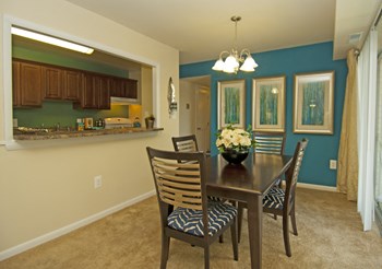 5635 Regency Park Court 1-4 Beds Apartment for Rent - Photo Gallery 4