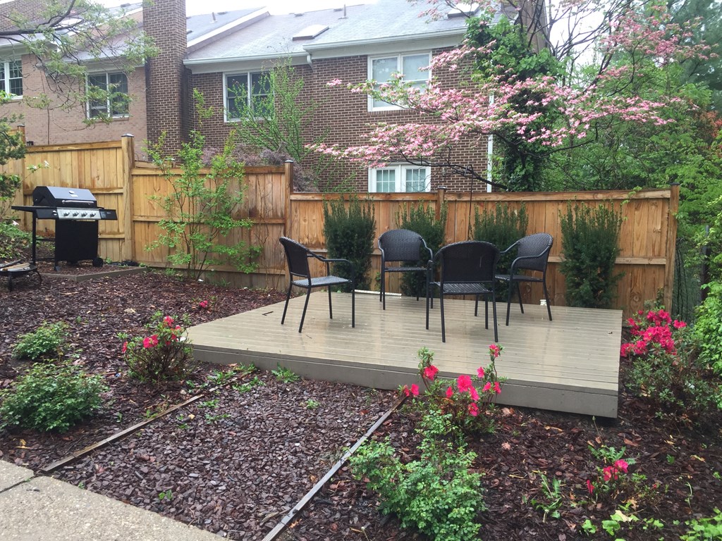 Rhodes Street Communal Garden