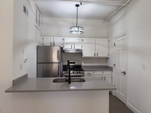 1401 E Cary Street 2 Beds Apartment for Rent
