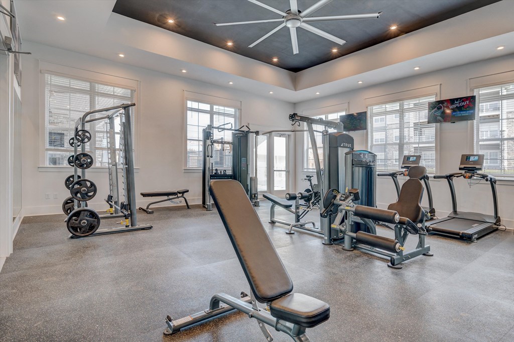 Overlook at Riverside Gym with Weights