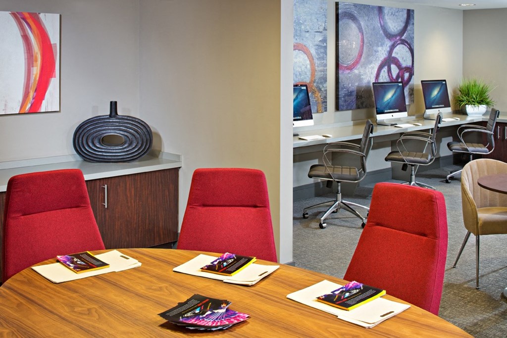 this is a photo of the office space available to rent