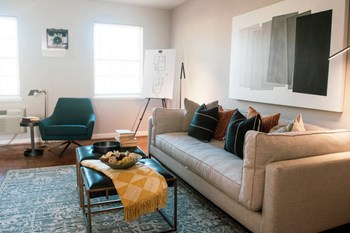 Barcroft Living Room - Photo Gallery 3