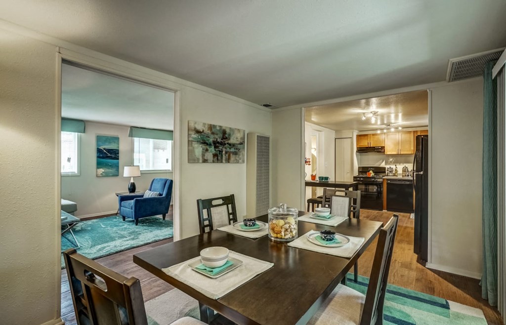 Avalon Townhomes is a similar property to Peninsula Grove located in Hampton