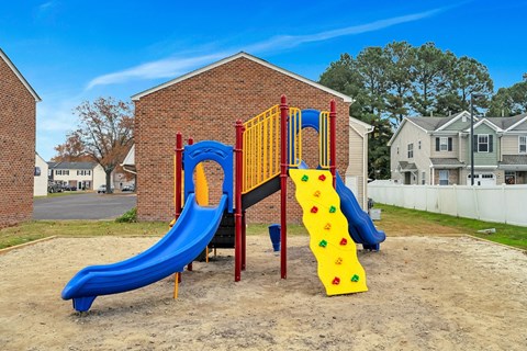 the playground at the preserve at polk apartments