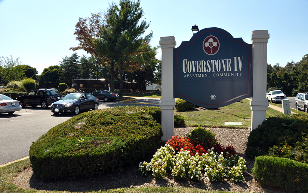 Coverstone IV Monument Sign