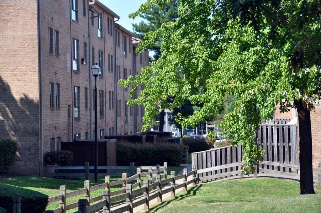 Coverstone IV Facade 4