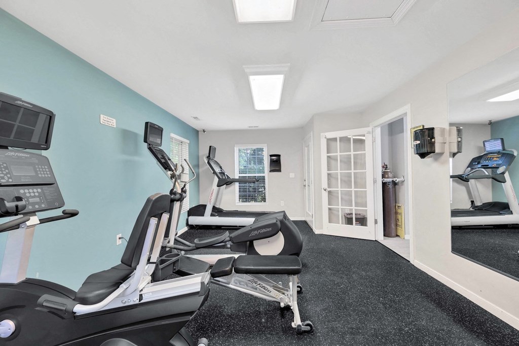 the gym at the preserve apartments