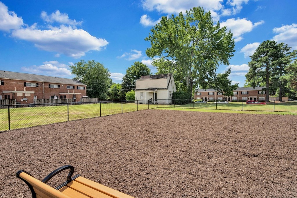 the preserve at ballantyne commons dog park