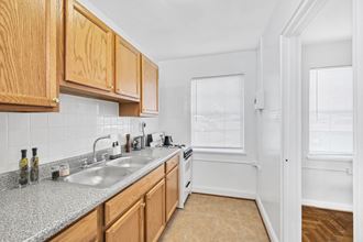 1130 S George Mason Dr. Studio-1 Bed Apartment, Townhouse, Affordable for Rent - Photo Gallery