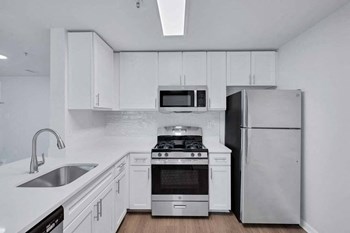 Columbia Crossing Kitchen Reno 2