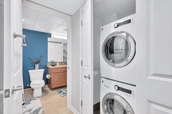 GE Energy Star - Front Load Washer/Dryer