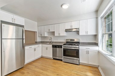628 Windomere Ave 1-3 Beds Townhouse for Rent - Photo Gallery 1