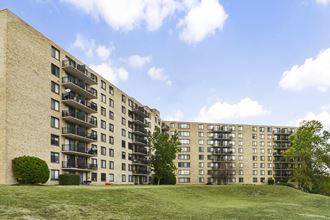 Plaza Towers Apartments