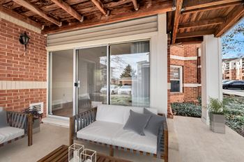 Columbia Crossing Patios