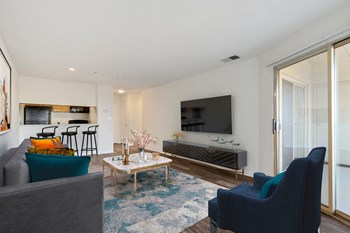 8301 Ashford Boulevard 1-3 Beds Apartment for Rent - Photo Gallery 6
