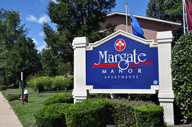 Margate Manor Monument Sign