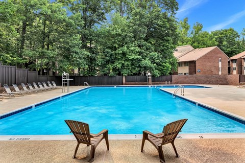 our apartments in fairfax have a resort style pool