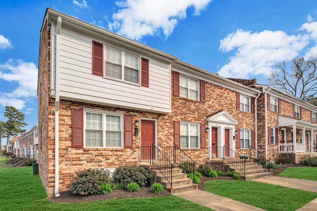the preserve at ballantyne commons apartment exterior