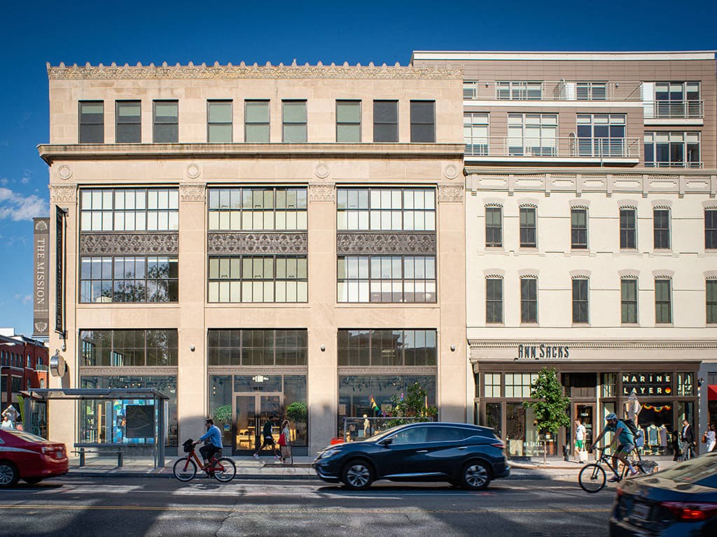 a view of the front of the building from the street