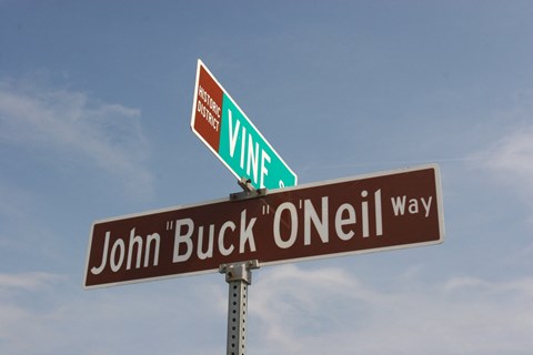 Street sign intersection of historic district-Highland Place, Kansas City, MO