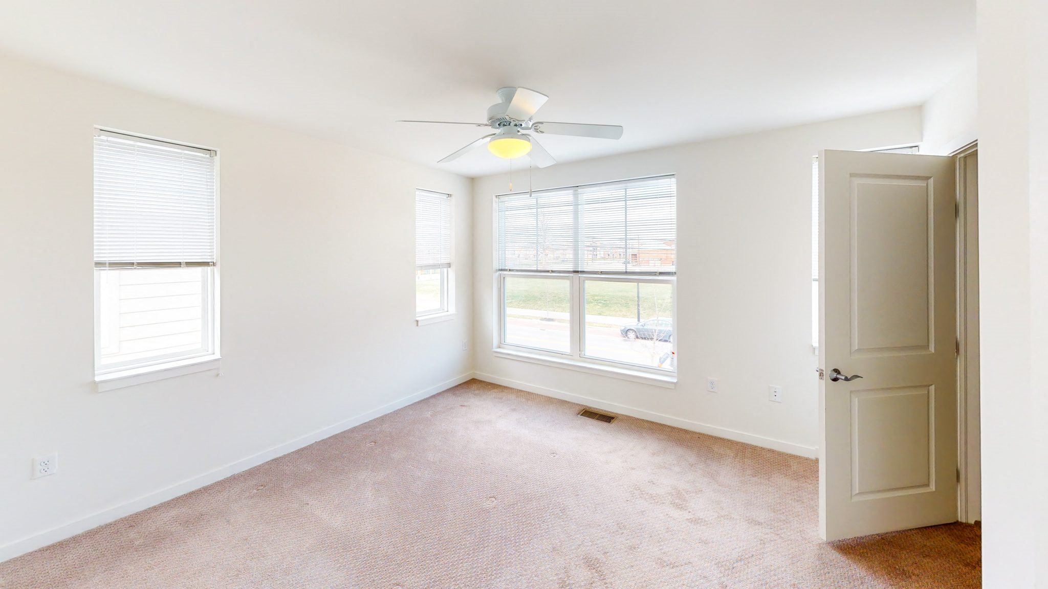 Photos and Video of Legacy Pointe at Poindexter in Columbus, OH