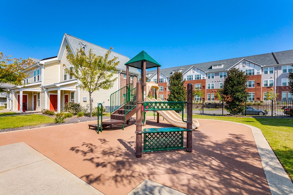 the preserve at ballantyne commons playground apartments ga