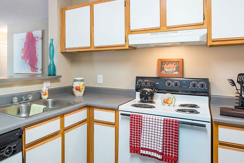 Cambury Hills Apartments, 16255 Emmet Plaza, Omaha, NE RentCafe