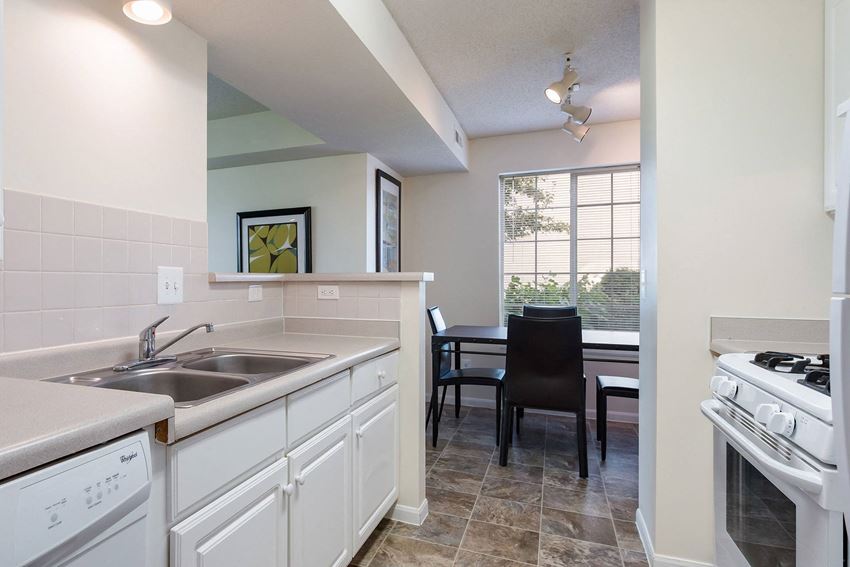 Heritage Park Apartments, 1000 Olson Memorial Hwy., Minneapolis, MN