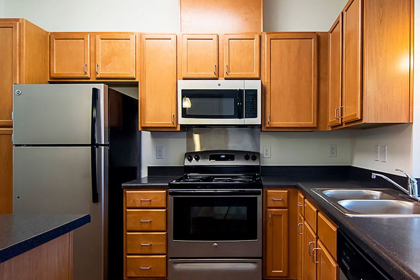 Townhouse kitchen Townhouse kitchen-The Lofts at Southside, Durham, NC