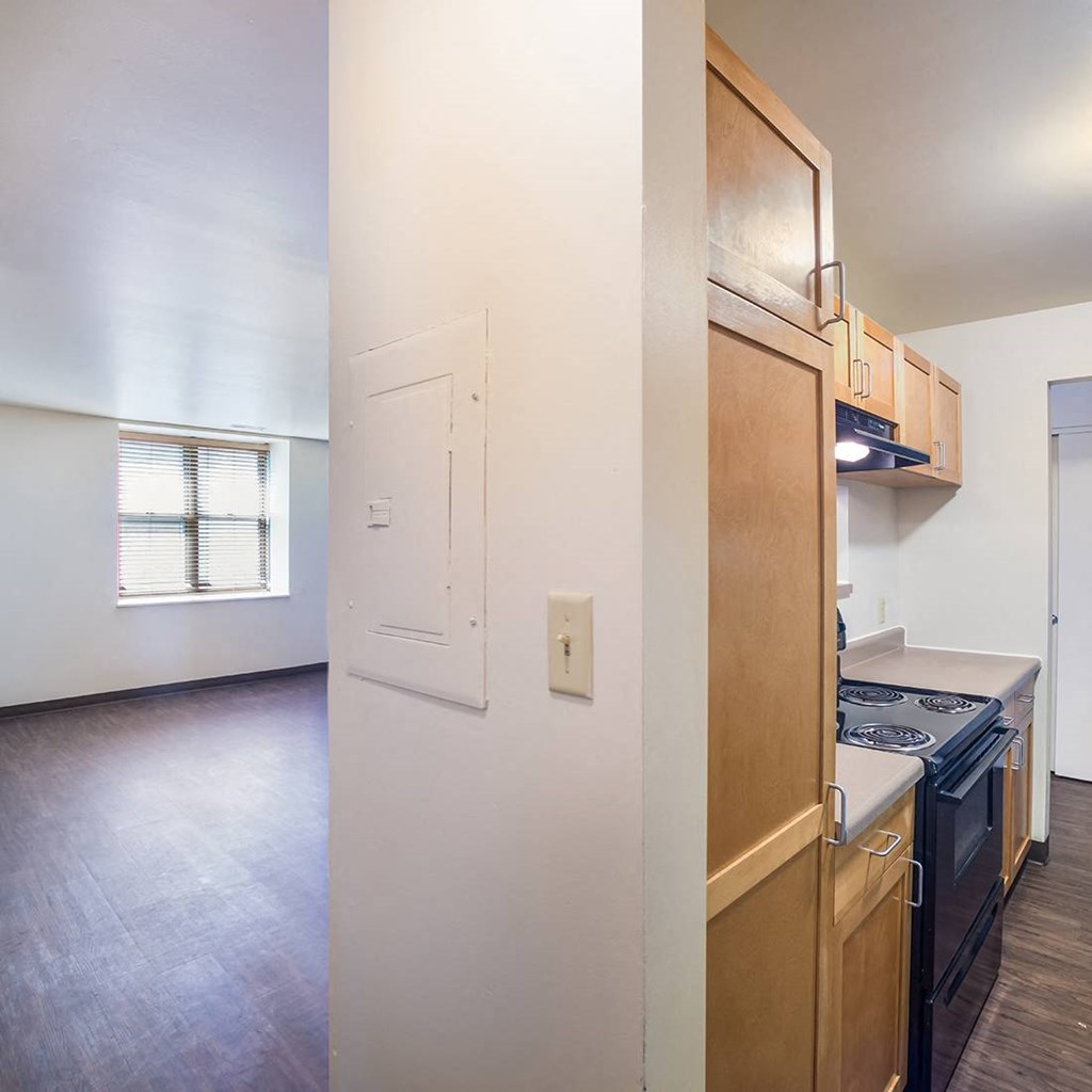 Apartment kitchen and dining room-The Brewery Apartments St. Louis, MO