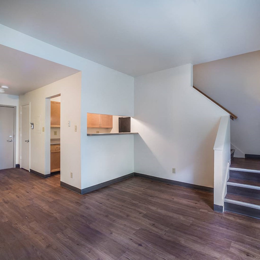 Apartment townhouse living room - The Brewery Apartments St. Louis, MO