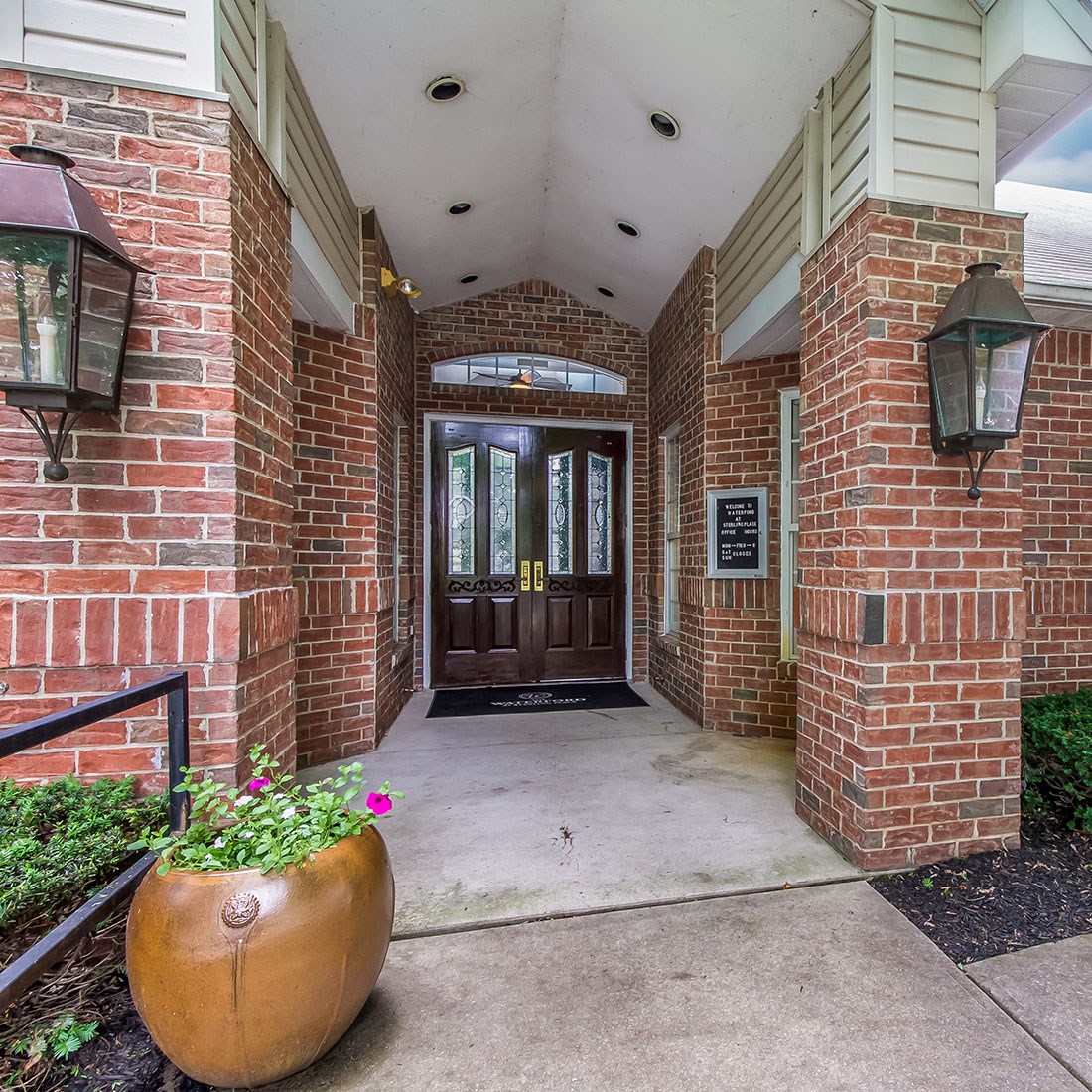 Waterford At Sterling Place Apartments, 701 Sterling Place, Lancaster