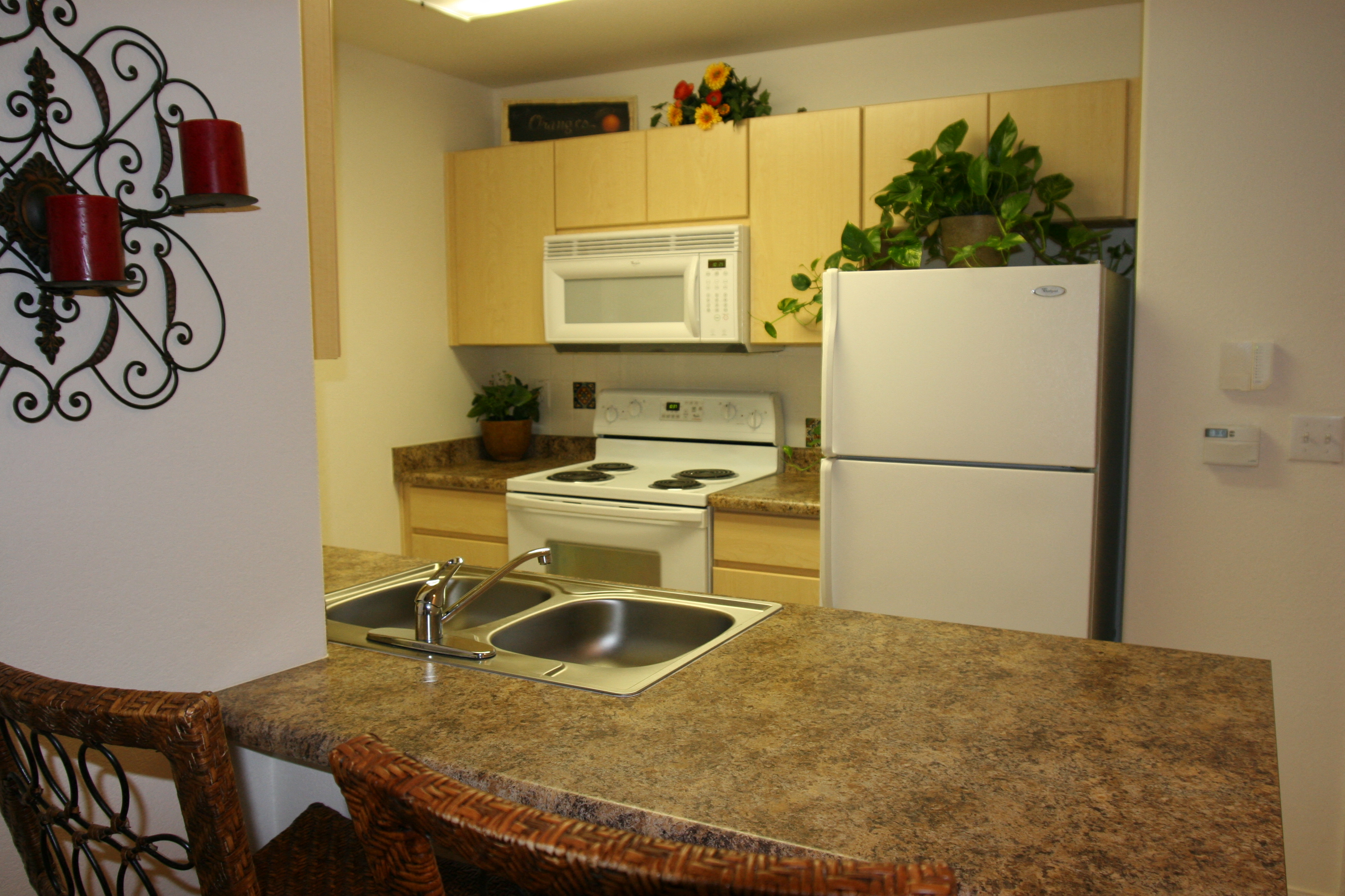 Senior Living At Matthew Henson Apartments, 1045 South 8th Ave, Phoenix