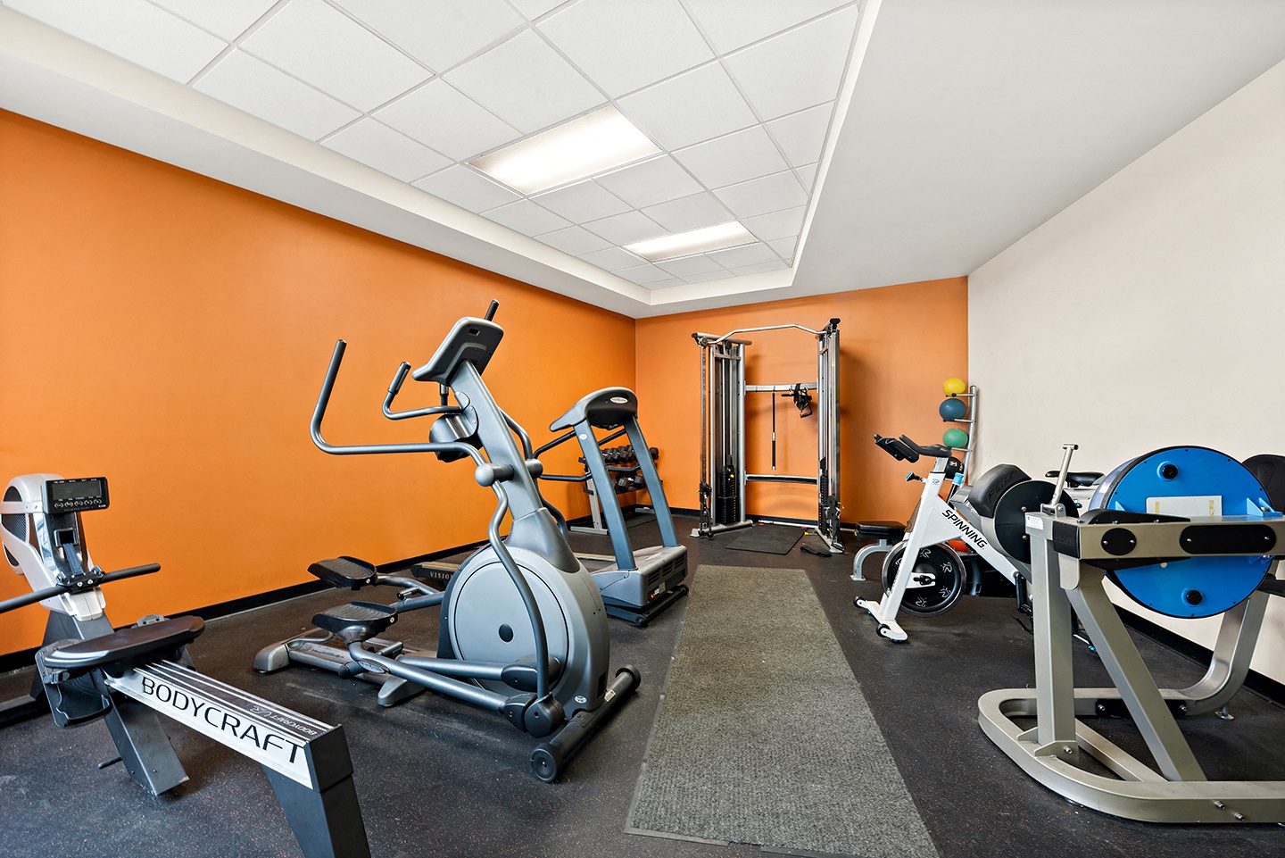 Tremont Pointe Apartments