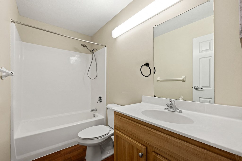 Tremont Pointe Apartments