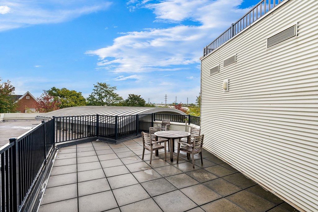 Tremont Pointe Apartments