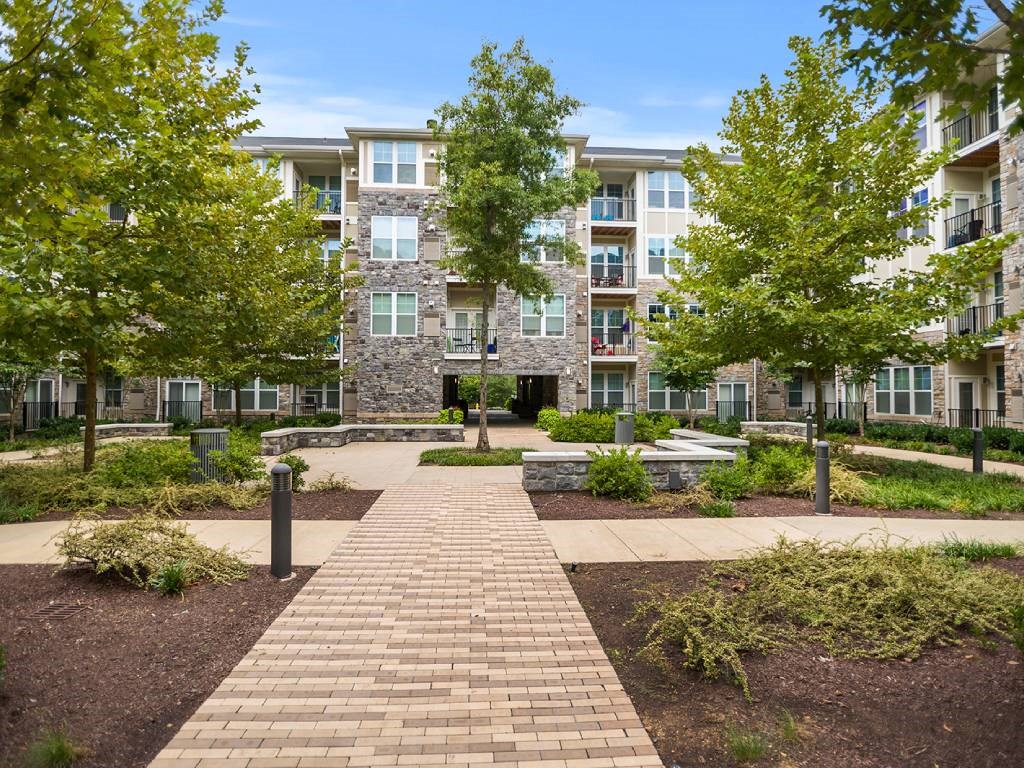 Courtyard at The Beacon at Waugh Chapel, Gambrills, MD