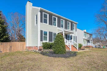 9020 Castle Point Drive 3 Beds Homes for Rent - Photo Gallery 2