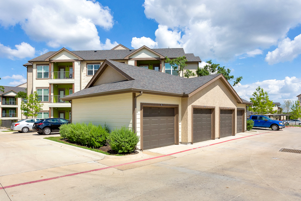 Detached Garages Available!