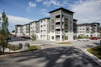 Building Exterior Exterior - Photo Gallery 3