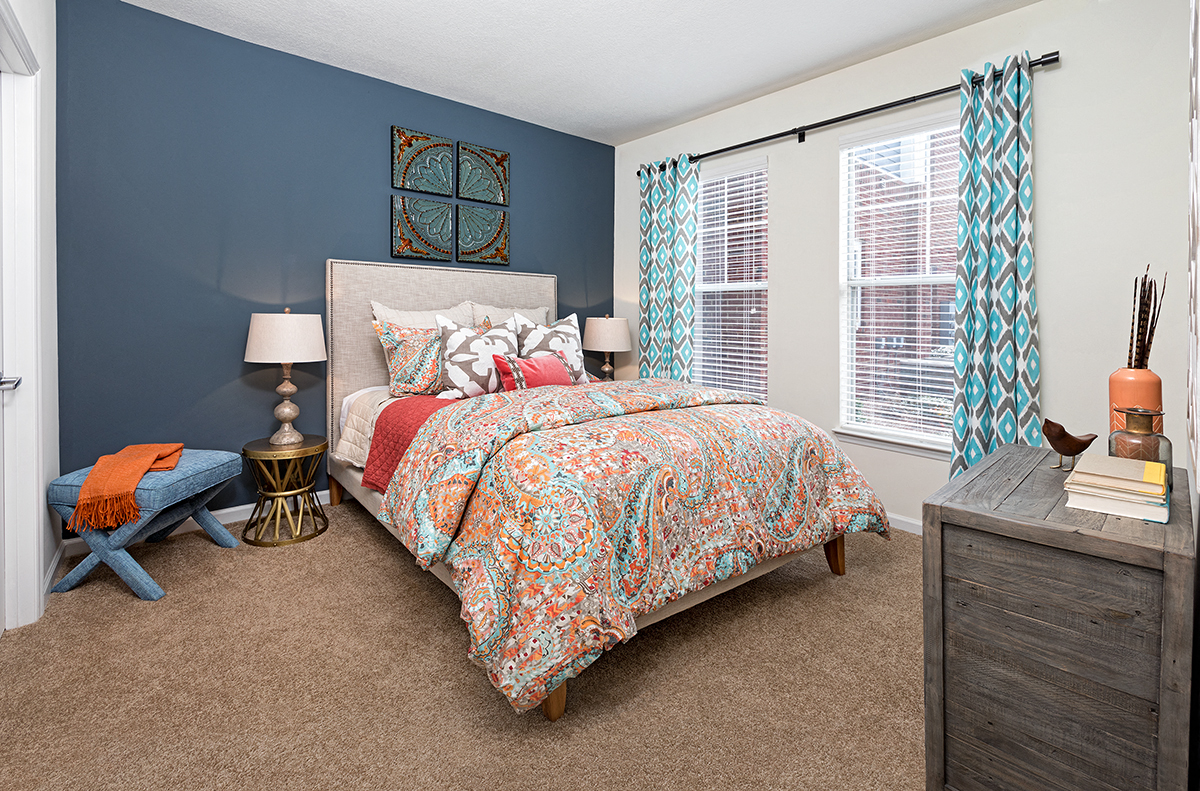 Sweetbriar Model Bath